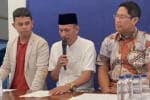 Kades dan Sekdes Kohod Diperiksa sebagai Tersangka Pemalsuan Dokumen Pagar Laut Tangerang Kades dan Sekdes Kohod Diperiksa sebagai Tersangka Pemalsuan Dokumen Pagar Laut Tangerang