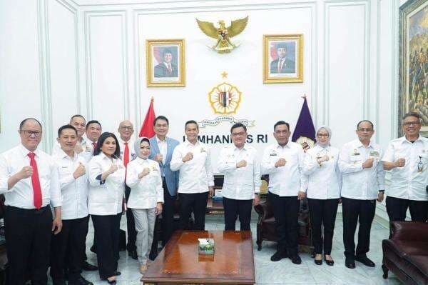 Ketum Kadin Gagas Retreat untuk Pengusaha di Magelang, Ini Tujuannya Ketum Kadin Gagas Retreat untuk Pengusaha di Magelang, Ini Tujuannya