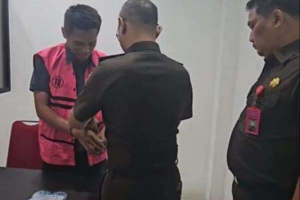 Kadis LH Tangsel Jadi Tersangka Korupsi Pengelolaan Sampah Rp25 Miliar, Aset Lahan Disita Kadis LH Tangsel Jadi Tersangka Korupsi Pengelolaan Sampah Rp25 Miliar, Aset Lahan Disita