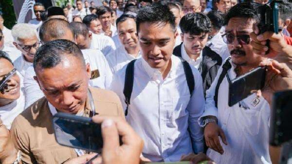Bersaing dengan 2 Kandidat Ketua Umum PSI, Kaesang Pangarep: Deg-degan Juga Sebenarnya Bersaing dengan 2 Kandidat Ketua Umum PSI, Kaesang Pangarep: Deg-degan Juga Sebenarnya