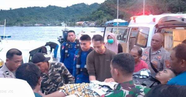 Kapal Basarnas Meledak di Perairan Oba saat Mencari 2 Nelayan Hilang Kapal Basarnas Meledak di Perairan Oba saat Mencari 2 Nelayan Hilang