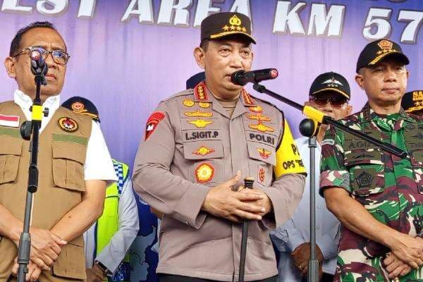 Kapolri Buka Kemungkinan Contraflow Tol Jakarta-Cikampek Mulai Diterapkan Hari Ini Kapolri Buka Kemungkinan Contraflow Tol Jakarta-Cikampek Mulai Diterapkan Hari Ini