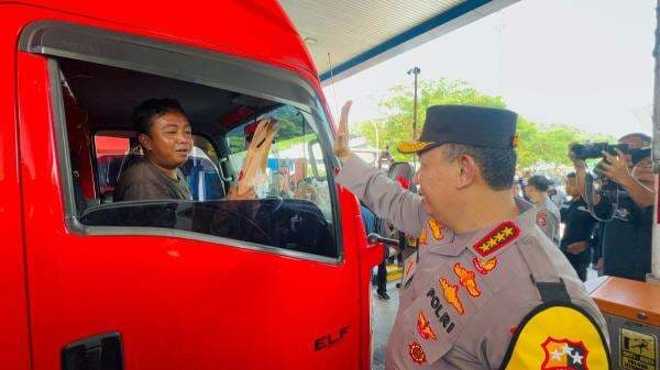 Kapolri Minta Penguatan Sosialisasi Rekayasa Lalin Arus Balik Lebaran Kapolri Minta Penguatan Sosialisasi Rekayasa Lalin Arus Balik Lebaran