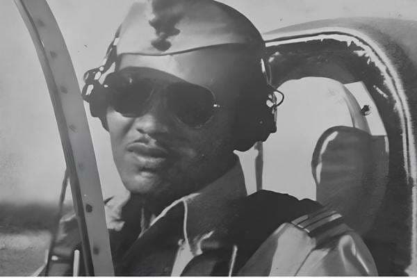 Kapten Muljono: Legenda Penerbang Tempur Indonesia yang Menggetarkan Nyali Penjajah Kapten Muljono: Legenda Penerbang Tempur Indonesia yang Menggetarkan Nyali Penjajah