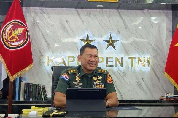 Profil Mayjen TNI Kristomei Sianturi dari Kapuspen TNI kini Jabat Pangdam XXI Radin Inten Profil Mayjen TNI Kristomei Sianturi dari Kapuspen TNI kini Jabat Pangdam XXI Radin Inten