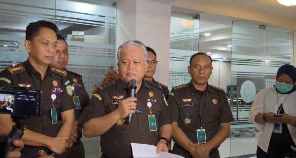 Tom Lembong Pertanyakan Status Tersangka di Kasus Korupsi Impor Gula, Ini Respons Kejagung Tom Lembong Pertanyakan Status Tersangka di Kasus Korupsi Impor Gula, Ini Respons Kejagung