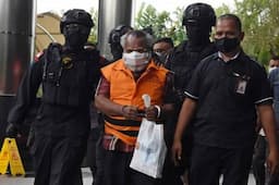 Kasasi KPK Dikabulkan MA, Bupati Mimika Eltinus Omaleng Dihukum 2 Tahun Penjara