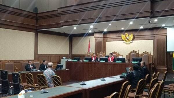 Kasus BTS 4G Kominfo, Hakim Tipikor Tunda Sidang Perdana Jemy Sutjiawan