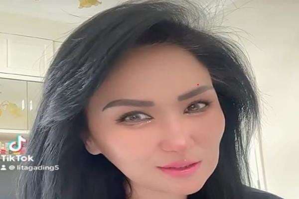 Kasus Dugaan Pelanggaran Hak Anak, Lita Gading ke Dhani: Laporkan Saja Semua Netizen Kasus Dugaan Pelanggaran Hak Anak, Lita Gading ke Dhani: Laporkan Saja Semua Netizen