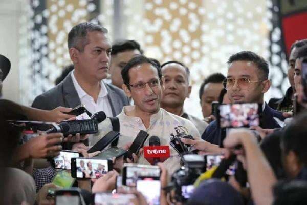 Kasus Korupsi Pengadaan Laptop, Nadiem Pastikan Penuhi Panggilan Kejagung Hari Ini Kasus Korupsi Pengadaan Laptop, Nadiem Pastikan Penuhi Panggilan Kejagung Hari Ini