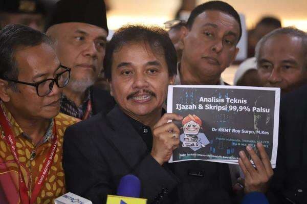 Kasus Tudingan Ijazah Palsu Jokowi Naik Penyidikan, Roy Suryo Sarankan Polri Diberi Rekor Muri Kasus Tudingan Ijazah Palsu Jokowi Naik Penyidikan, Roy Suryo Sarankan Polri Diberi Rekor Muri