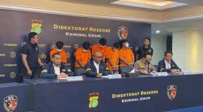 Kawanan Perampok dan Pembunuh Nenek Ketahuan Gegara Kesetrum saat Matikan CCTV Kawanan Perampok dan Pembunuh Nenek Ketahuan Gegara Kesetrum saat Matikan CCTV