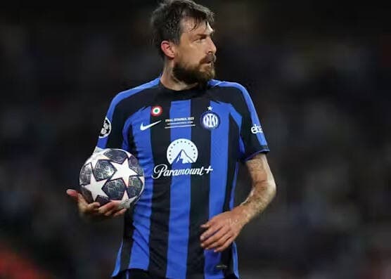 Keajaiban Acerbi di Usia 37: Dua Kali Lolos dari Maut, Kini Antar Inter Milan ke Final Liga Champions Keajaiban Acerbi di Usia 37: Dua Kali Lolos dari Maut, Kini Antar Inter Milan ke Final Liga Champions