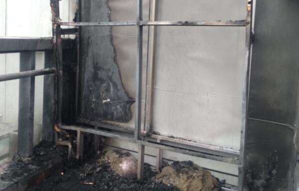 Kebakaran di Bintaro XChange Diduga gegara Puntung Rokok Kebakaran di Bintaro XChange Diduga gegara Puntung Rokok