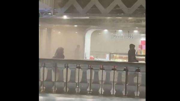 Kebakaran Restoran di Grand Indonesia, Pengunjung: Gila Asapnya Tebal Banget! Kebakaran Restoran di Grand Indonesia, Pengunjung: Gila Asapnya Tebal Banget!