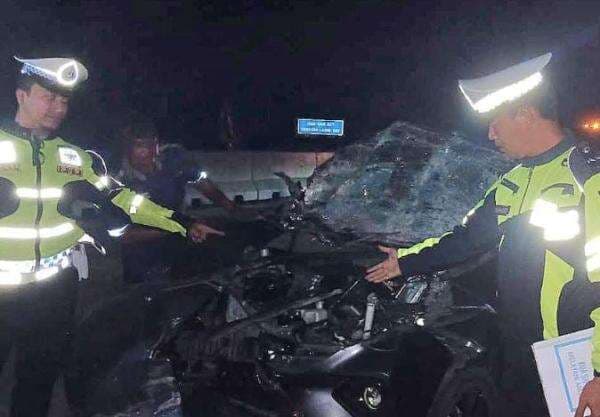 Identitas 3 Korban Tewas Kecelakaan Minibus Tabrak Truk di Tol Bakter, Warga Lampung Timur Identitas 3 Korban Tewas Kecelakaan Minibus Tabrak Truk di Tol Bakter, Warga Lampung Timur