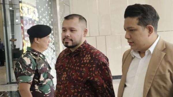 Siapa Ibrahim Arief? Tersangka Kasus Korupsi Laptop yang Dijemput Paksa saat Main dengan Anak Siapa Ibrahim Arief? Tersangka Kasus Korupsi Laptop yang Dijemput Paksa saat Main dengan Anak