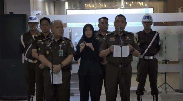 Korupsi Tata Kelola Minyak Pertamina Rugikan Negara hingga Rp193,7 Triliun Korupsi Tata Kelola Minyak Pertamina Rugikan Negara hingga Rp193,7 Triliun