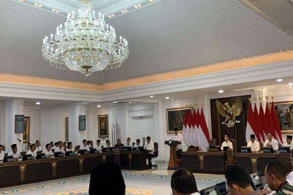 Kelakar Prabowo Harga Cabai Naik: Saran Saya, Jangan Terlalu Banyak Makan Pedas Kelakar Prabowo Harga Cabai Naik: Saran Saya, Jangan Terlalu Banyak Makan Pedas