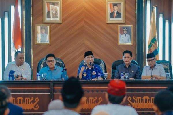 Kemendag Bahas Usulan Larangan Impor Singkong, Gubernur Lampung: Ini Kabar Baik bagi Petani! Kemendag Bahas Usulan Larangan Impor Singkong, Gubernur Lampung: Ini Kabar Baik bagi Petani!