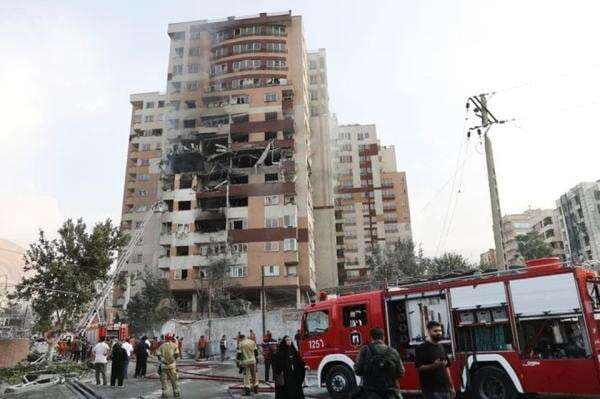 Kemlu Ungkap Ada 383 WNI yang Menetap di Iran Kemlu Ungkap Ada 383 WNI yang Menetap di Iran