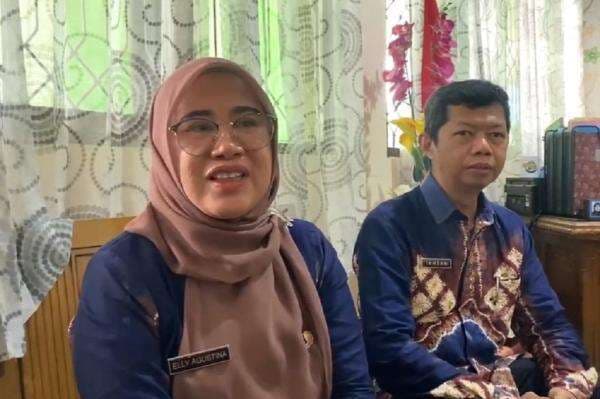 Viral Perpisahan Sekolah di Kelab Malam, Ini Klarifikasi Kepsek SMAN 1 Sungai Tabuk Viral Perpisahan Sekolah di Kelab Malam, Ini Klarifikasi Kepsek SMAN 1 Sungai Tabuk