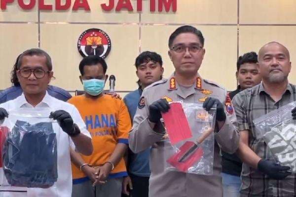 Terkuak Motif Keponakan Bunuh Tante di Pasuruan, Terlilit Pinjol dan Sakit Hati Terkuak Motif Keponakan Bunuh Tante di Pasuruan, Terlilit Pinjol dan Sakit Hati