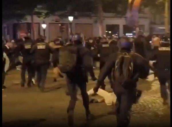 2 Orang Tewas, 559 Lainnya Ditangkap pada Perayaan Kemenangan Liga Champion PSG 2 Orang Tewas, 559 Lainnya Ditangkap pada Perayaan Kemenangan Liga Champion PSG