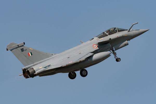 Ketika Pilot Pakistan Tembak Jatuh Jet Rafale India: Perintah Bunuh dan Teriakan Allahu Akbar Ketika Pilot Pakistan Tembak Jatuh Jet Rafale India: Perintah Bunuh dan Teriakan Allahu Akbar