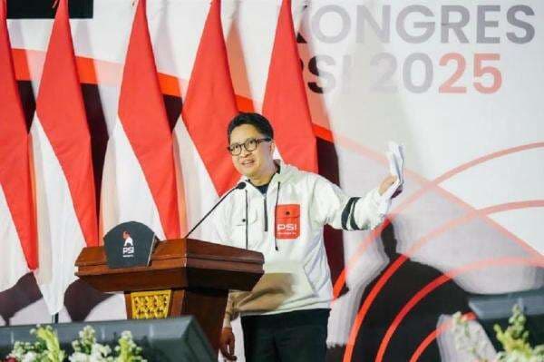 Buka Kongres, Jeffrie Geovanie Yakin Jokowi Akan Jadi Keluarga Besar PSI Buka Kongres, Jeffrie Geovanie Yakin Jokowi Akan Jadi Keluarga Besar PSI