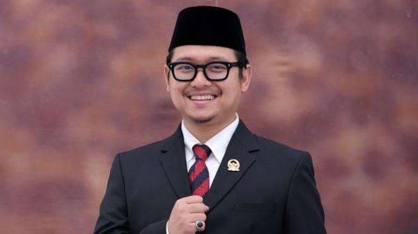 Partai Perindo soal Prabowo Instruksikan Pengecer Boleh Jual Elpiji 3 Kg: Pro Rakyat Kecil! Partai Perindo soal Prabowo Instruksikan Pengecer Boleh Jual Elpiji 3 Kg: Pro Rakyat Kecil!