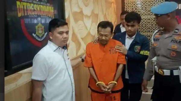 Peras Perusahaan Limbah Minta 3 Mobil dan HP, Ketua LSM di Serang Ditangkap Polisi Peras Perusahaan Limbah Minta 3 Mobil dan HP, Ketua LSM di Serang Ditangkap Polisi