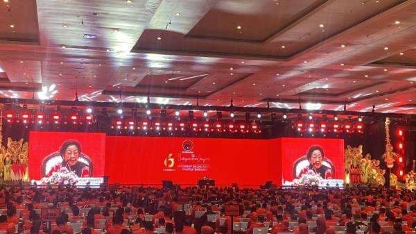 Megawati Sampaikan Duka atas Wafatnya Kwik Kian Gie: Doa Kami Menyertaimu Megawati Sampaikan Duka atas Wafatnya Kwik Kian Gie: Doa Kami Menyertaimu