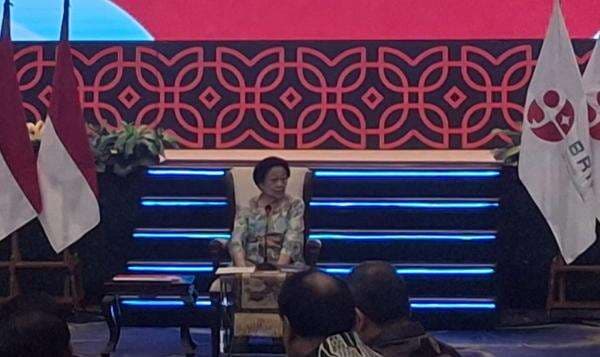 Megawati Bicara Kasus Ijazah Palsu, Senggol Jokowi? Megawati Bicara Kasus Ijazah Palsu, Senggol Jokowi?