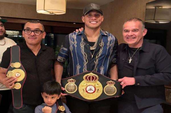 Keunikan David Benavidez: Juara WBC-WBA Dunia Tapi Statusnya Penantang Wajib Keunikan David Benavidez: Juara WBC-WBA Dunia Tapi Statusnya Penantang Wajib