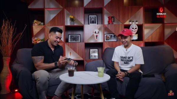 Ki Atmo Ungkap Ritual Menyepi Tanpa Komunikasi di Malam Suro Ki Atmo Ungkap Ritual Menyepi Tanpa Komunikasi di Malam Suro