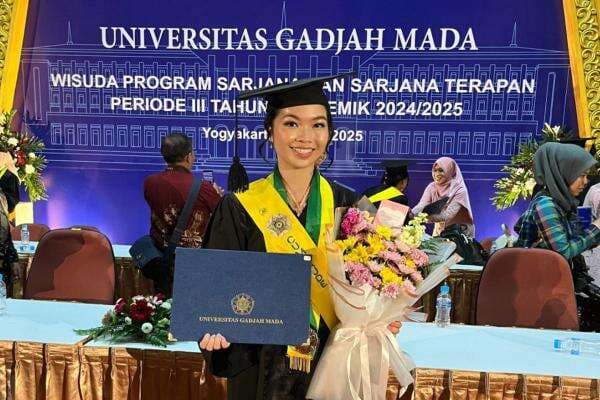 Kisah 3 Lulusan Kedokteran UGM dengan IPK 4.00: Tangis Mengerjakan Skripsi Sudah Biasa Kisah 3 Lulusan Kedokteran UGM dengan IPK 4.00: Tangis Mengerjakan Skripsi Sudah Biasa