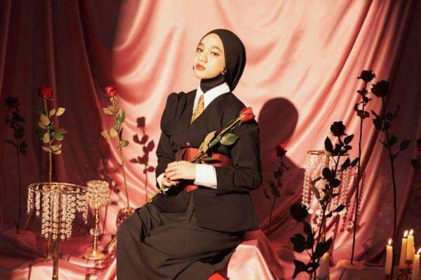 Kisah Cinta dan Kehilangan, Nabila Taqiyyah Hadirkan 8 Lagu dalam Album Kekal yang Sementara Kisah Cinta dan Kehilangan, Nabila Taqiyyah Hadirkan 8 Lagu dalam Album Kekal yang Sementara