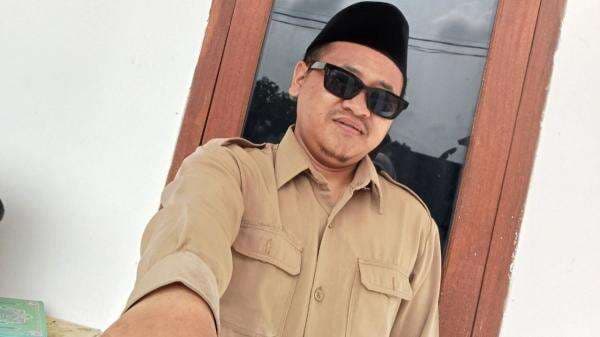 Kisah Guru Nurohkim Hadirkan Konten Lucu Bersama Murid Lewat YouTube Kisah Guru Nurohkim Hadirkan Konten Lucu Bersama Murid Lewat YouTube