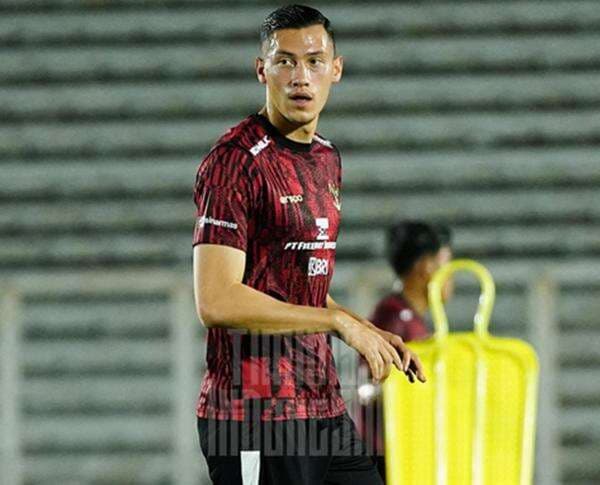 Kisah Kakek dan Nenek Jay Idzes, Sempat Tinggal di Panti Asuhan Indonesia hingga Ikut Merasakan Dijajah Jepang Kisah Kakek dan Nenek Jay Idzes, Sempat Tinggal di Panti Asuhan Indonesia hingga Ikut Merasakan Dijajah Jepang