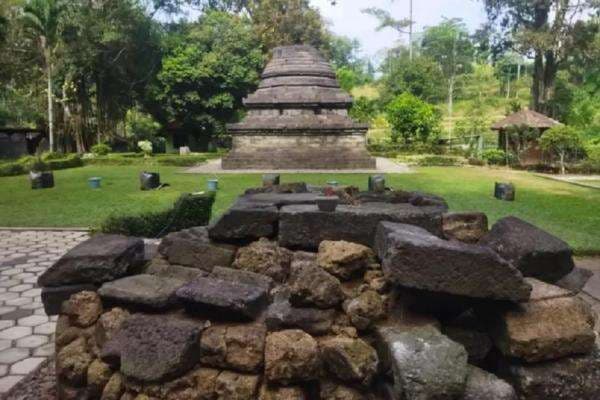 Kisah Keindahan Asrama Sagara Taman di Tengah Hutan, Bangunan Hilang dari Kerajaan Majapahit Kisah Keindahan Asrama Sagara Taman di Tengah Hutan, Bangunan Hilang dari Kerajaan Majapahit