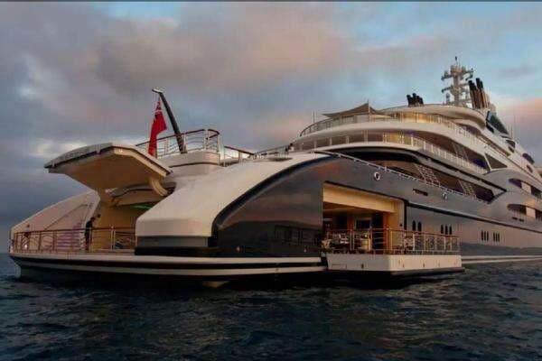Kisah Mohammed bin Salman Kalahkan Bill Gates, Beli Kapal Pesiar Mewah Rp8,9 Triliun Hanya dalam 2 Hari Kisah Mohammed bin Salman Kalahkan Bill Gates, Beli Kapal Pesiar Mewah Rp8,9 Triliun Hanya dalam 2 Hari