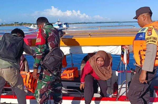 Kisah Pilu Guru Honorer Pulau Terluar di Lombok Berjuang demi Cerdaskan Anak Bangsa Kisah Pilu Guru Honorer Pulau Terluar di Lombok Berjuang demi Cerdaskan Anak Bangsa