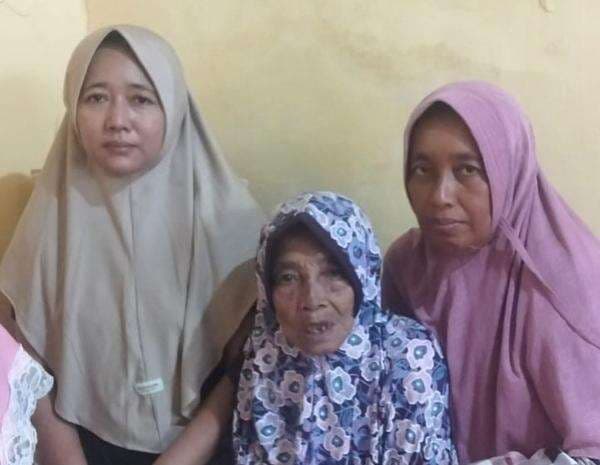 Kisah Anak Titipkan Ibu ke Panti Jompo Tanpa Kabar jika Meninggal Diambil Kembali Usai Viral, Netizen: Bukan dari Hati Kisah Anak Titipkan Ibu ke Panti Jompo Tanpa Kabar jika Meninggal Diambil Kembali Usai Viral, Netizen: Bukan dari Hati