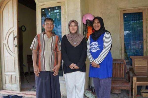 Kisah Inspiratif Elsa Anak Marbot Masjid Tembus UGM Tanpa Tes, Ingin Angkat Derajat Keluarga Kisah Inspiratif Elsa Anak Marbot Masjid Tembus UGM Tanpa Tes, Ingin Angkat Derajat Keluarga