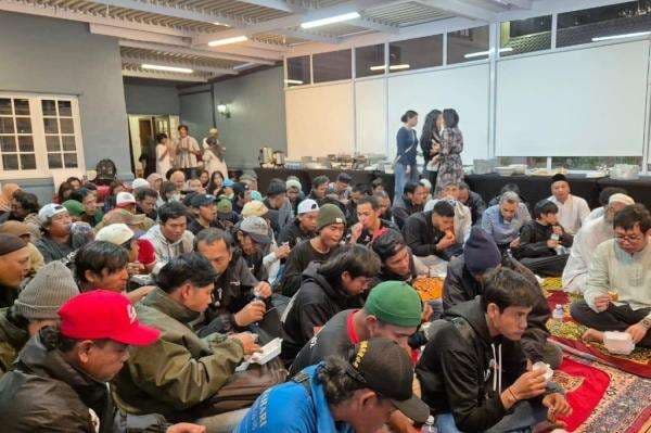 Momen Hangat Buka Puasa Bersama di KJRI Cape Town Afrika Selatan Momen Hangat Buka Puasa Bersama di KJRI Cape Town Afrika Selatan