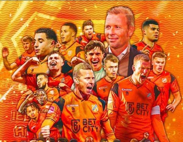 Patrick Kluivert Bahagia, Calon Penyerang Timnas Indonesia Antar FC Volendam Promosi ke Eredivisie 2025-2026! Patrick Kluivert Bahagia, Calon Penyerang Timnas Indonesia Antar FC Volendam Promosi ke Eredivisie 2025-2026!