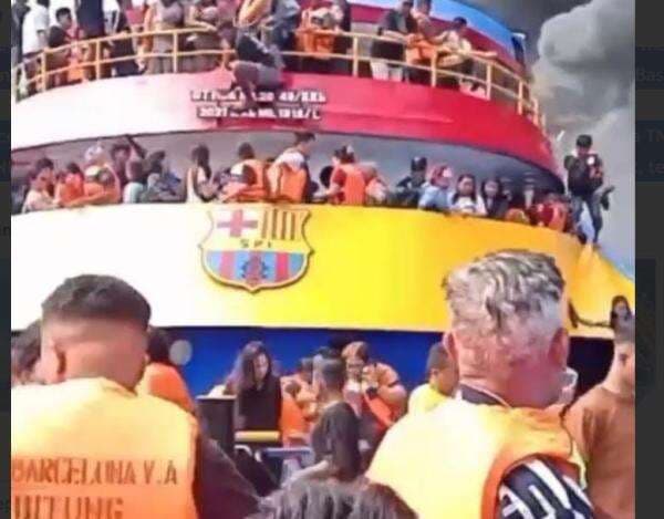 KM Barcelona Terbakar di Talise, Seluruh Penumpang Telah Dievakuasi 3 Tewas KM Barcelona Terbakar di Talise, Seluruh Penumpang Telah Dievakuasi 3 Tewas
