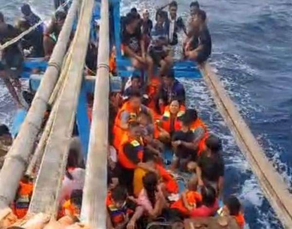 Update Korban Kapal KM Barcelona Terbakar di Talise, 3 Tewas 89 Selamat Update Korban Kapal KM Barcelona Terbakar di Talise, 3 Tewas 89 Selamat