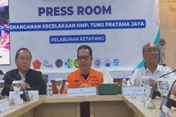 KNKT Terjunkan Peralatan ROV untuk Cari Titik Tenggelamnya KMP Tunu Pratama Jaya KNKT Terjunkan Peralatan ROV untuk Cari Titik Tenggelamnya KMP Tunu Pratama Jaya